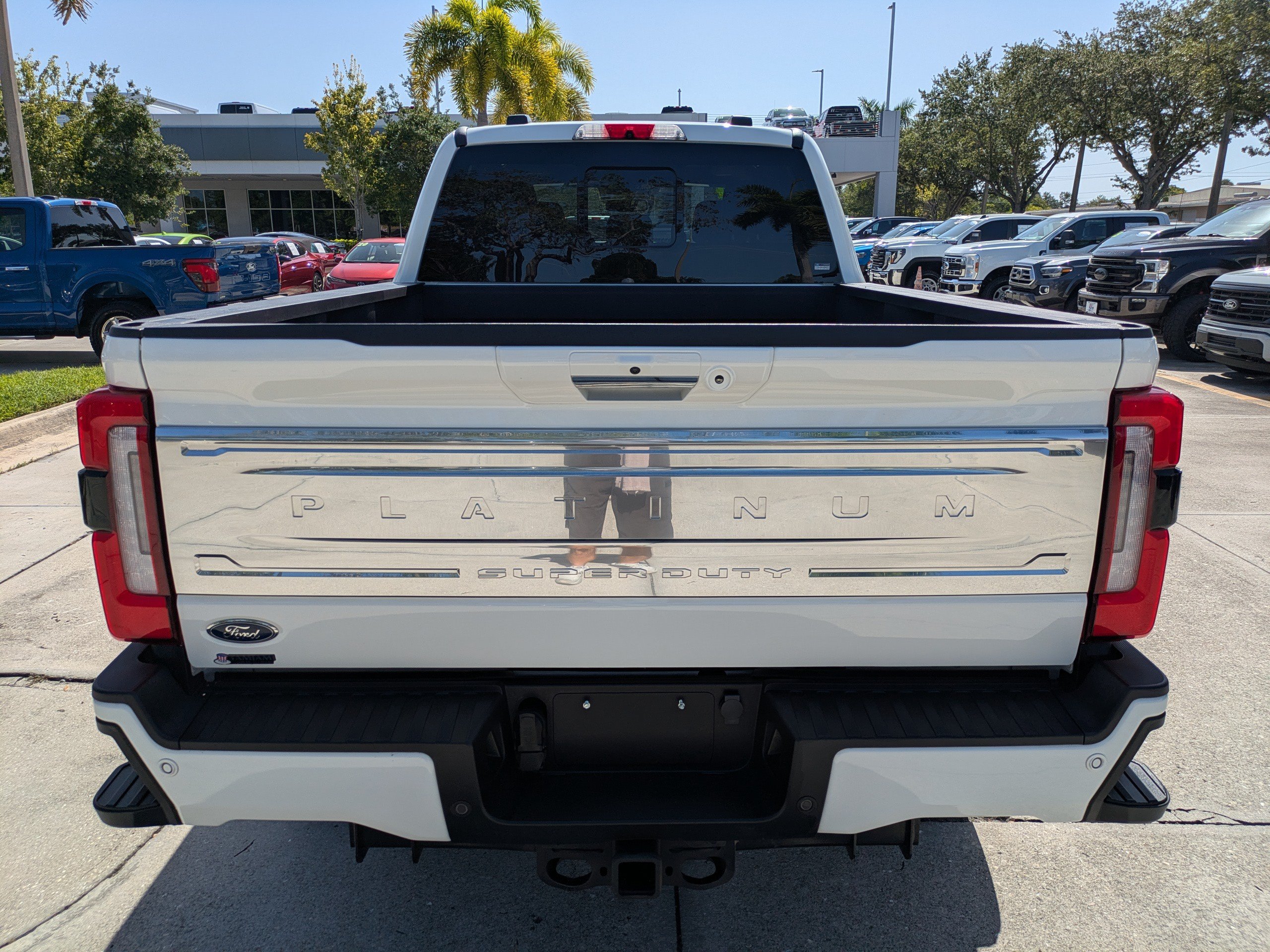 Certified 2024 Ford F250 Platinum AWD/4WD image 5