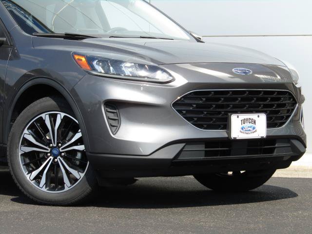 Certified 2022 Ford Escape SE w/ SE Sport Appearance Package AWD/4WD image 5