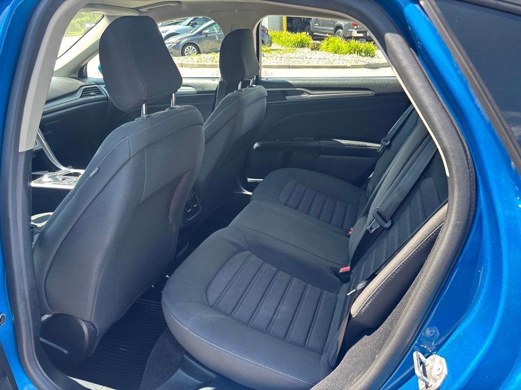 Certified 2020 Ford Fusion SE FWD image 11
