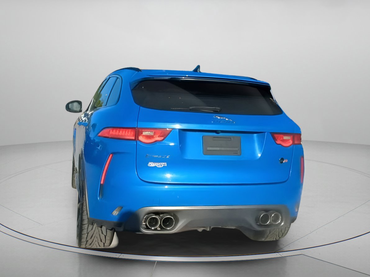 Used 2020 Jaguar F-PACE SVR image 15