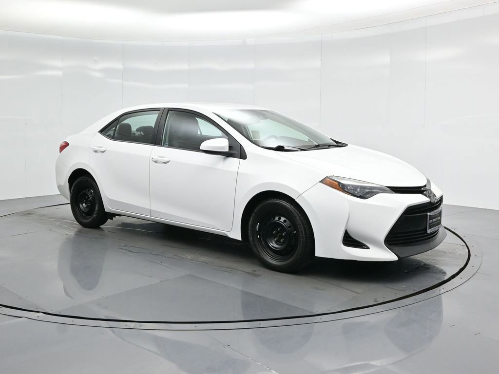Used 2018 Toyota Corolla L image 3