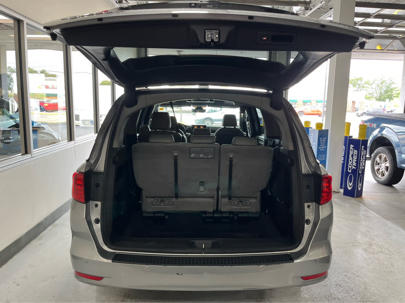 Used 2021 Honda Odyssey Touring image 8