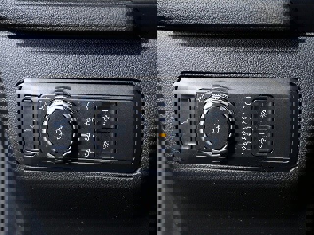 Certified 2022 Ford Escape SEL w/ Technology Package image 23