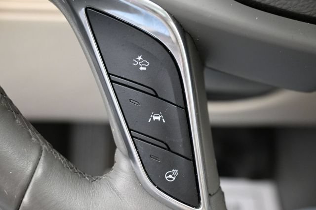 Used 2017 Cadillac XT5 Premium Luxury FWD image 21