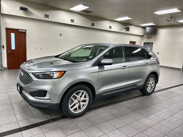 Certified 2024 Ford Edge SEL AWD/4WD image 3