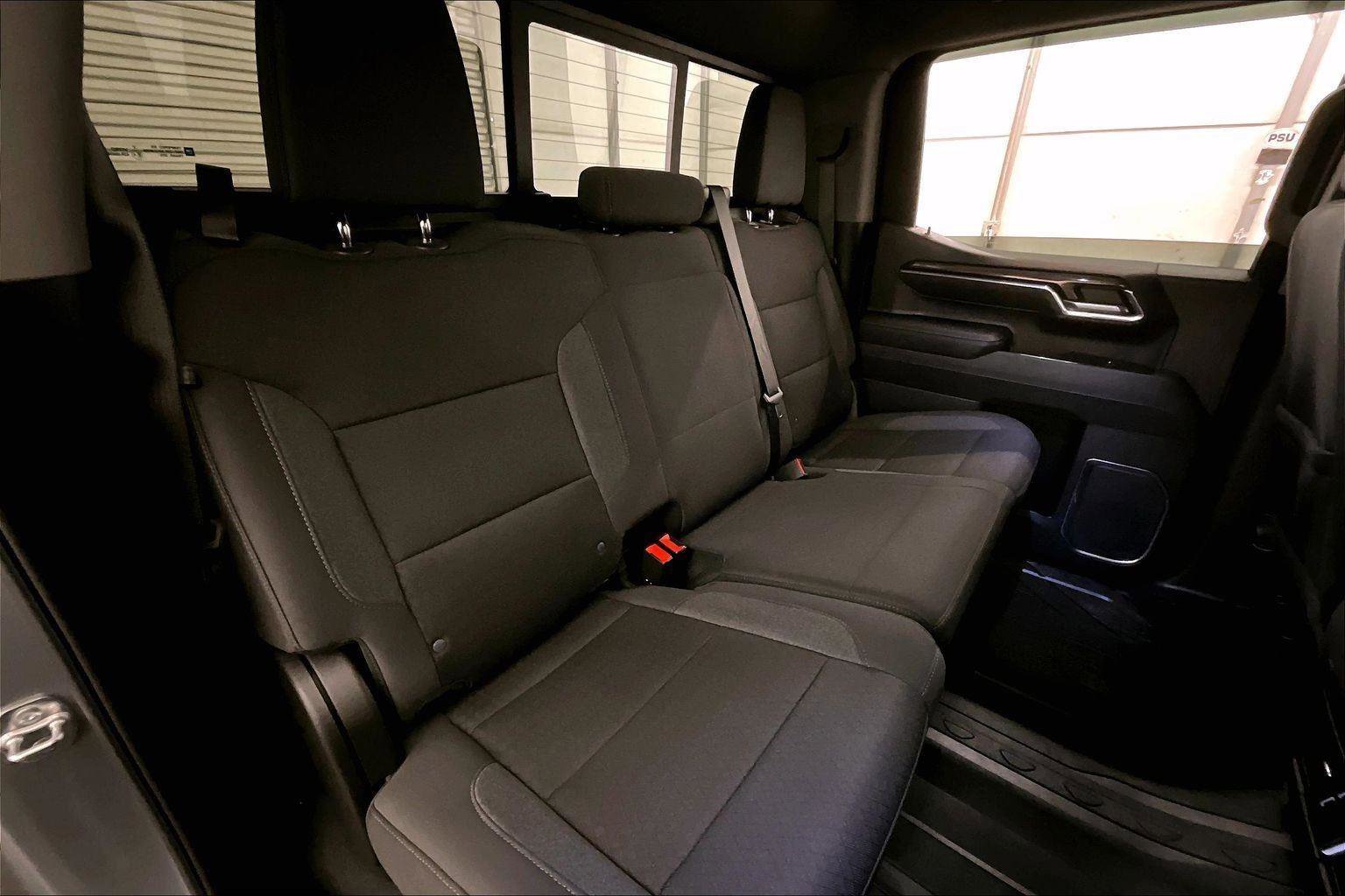 Used 2025 Chevrolet Silverado 1500 LT w/ Safety Package image 26