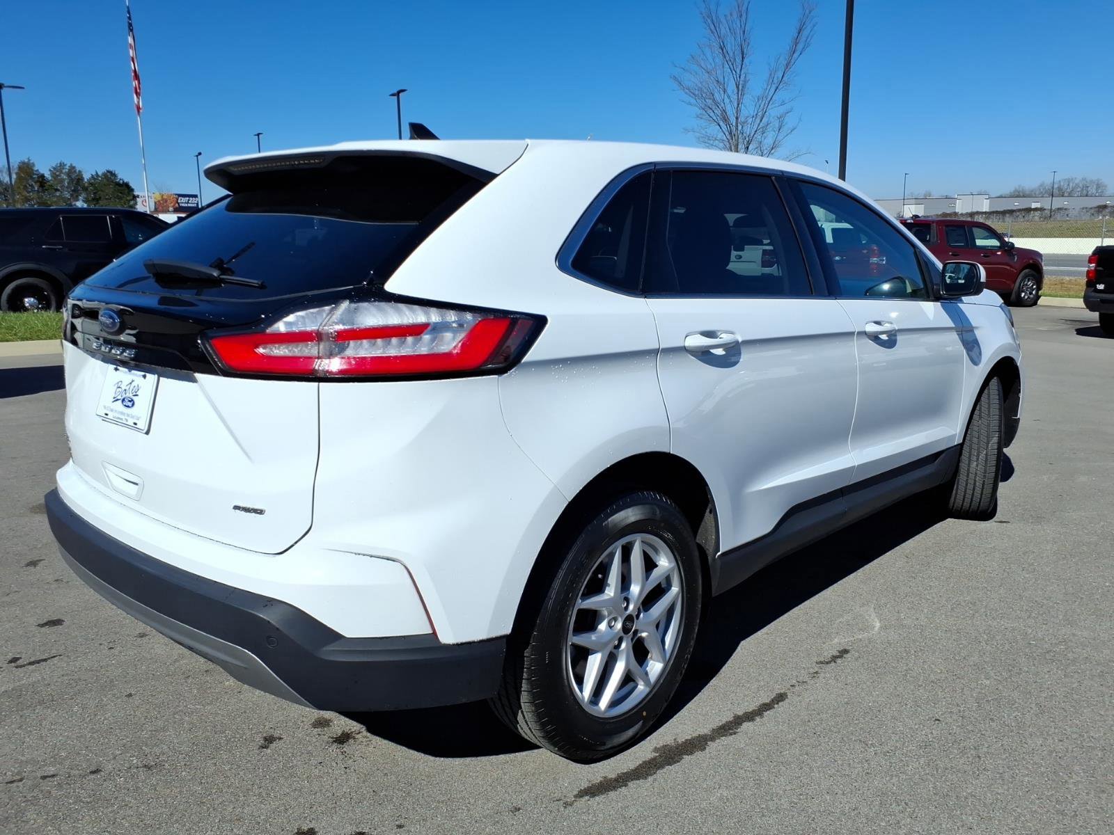 Certified 2024 Ford Edge SEL image 5