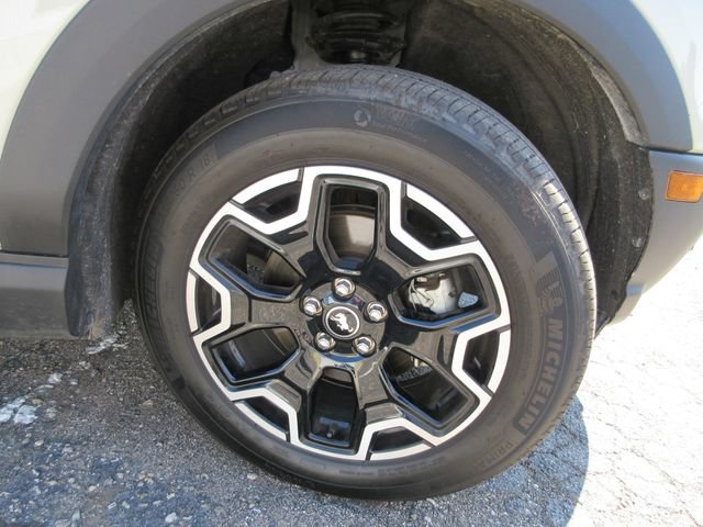 Certified 2025 Ford Bronco Sport Outer Banks w/ Outer Banks Tech Package+ AWD/4WD image 23