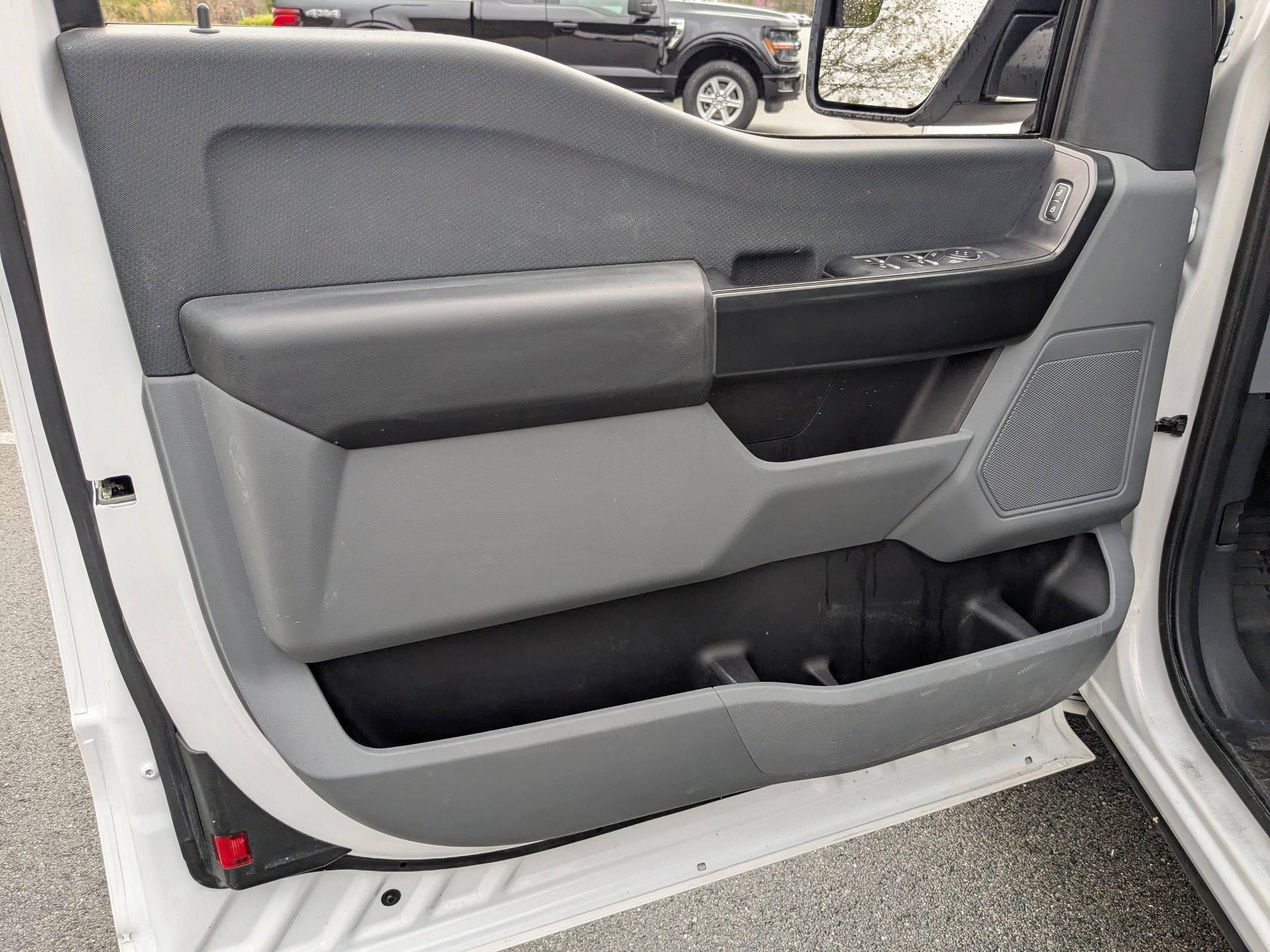 Certified 2022 Ford F150 XL w/ Equipment Group 101A High image 12