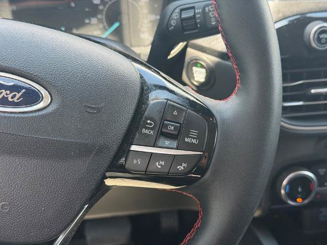 Certified 2022 Ford Escape SEL w/ SEL Stealth AWD Package image 17