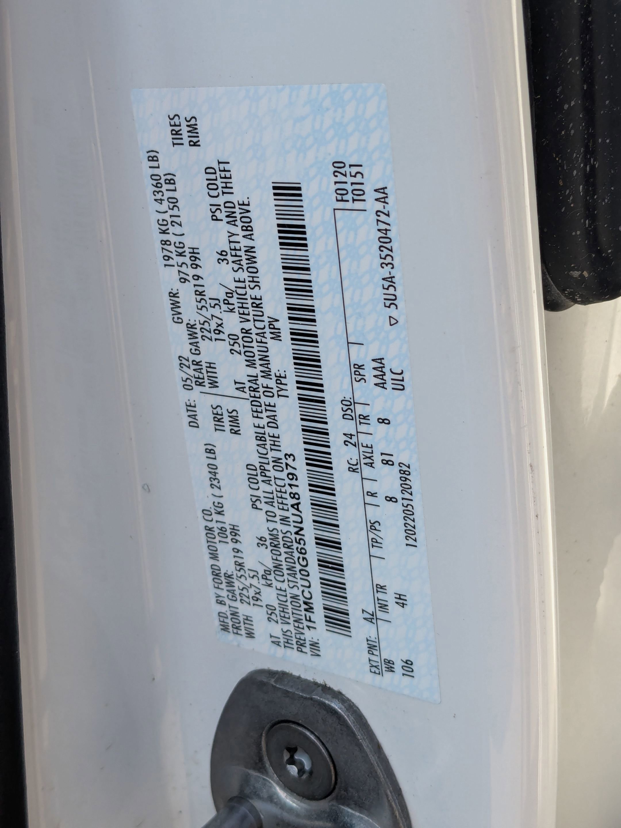 Certified 2022 Ford Escape SE w/ SE Sport Appearance Package image 38