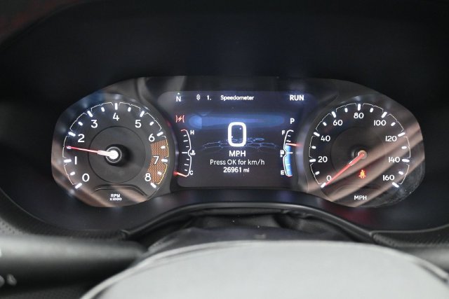 Used 2025 Jeep Compass Trailhawk AWD/4WD image 9