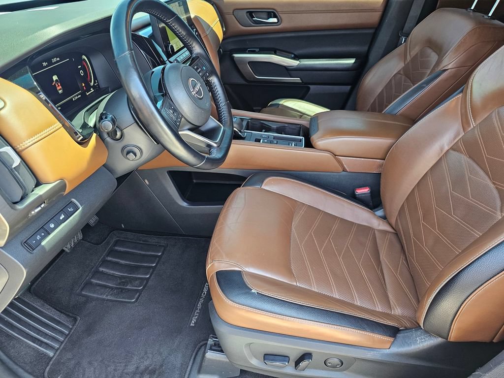 Used 2022 Nissan Pathfinder Platinum w/ Cargo Package FWD image 22