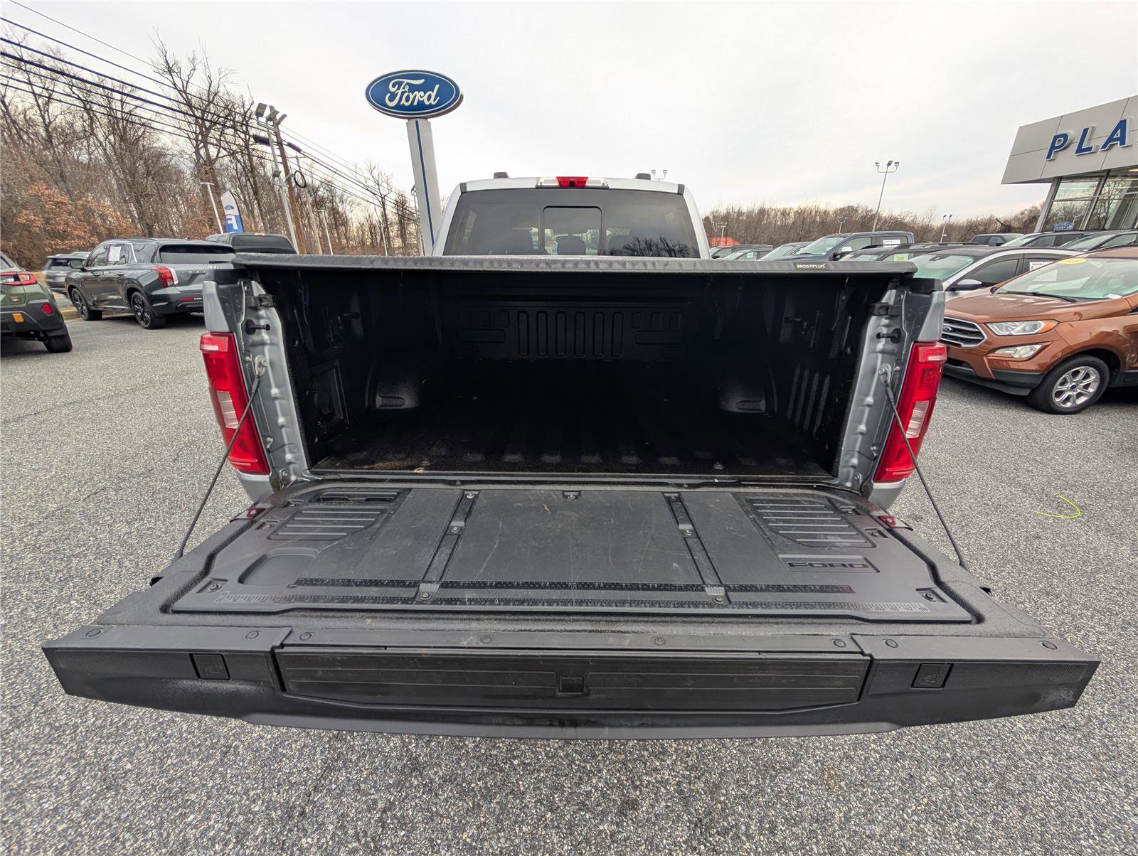 Certified 2022 Ford F150 XLT w/ Equipment Group 302A High image 12