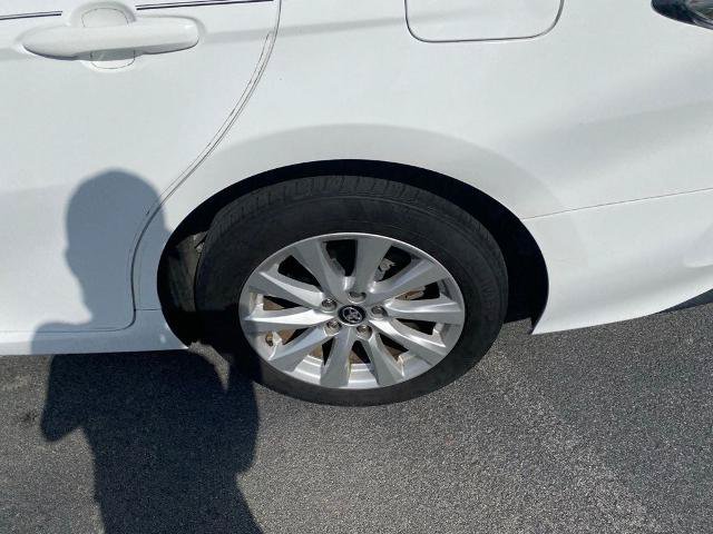 Used 2019 Toyota Camry LE FWD image 31
