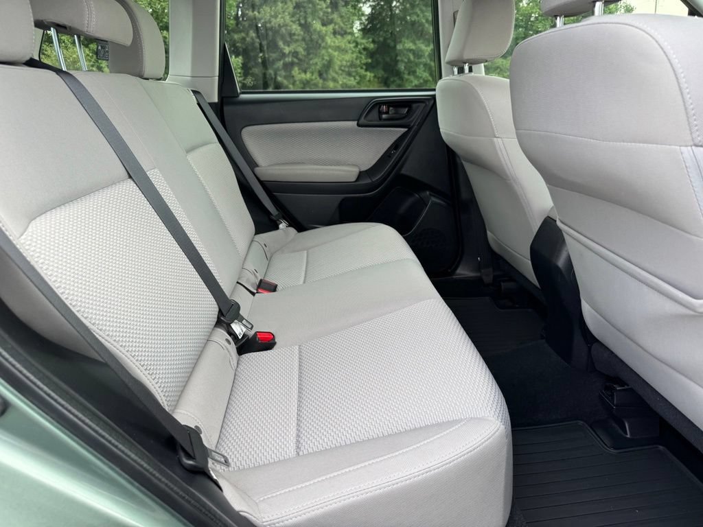 Used 2017 Subaru Forester 2.5i w/ Alloy Wheel Package AWD/4WD image 19