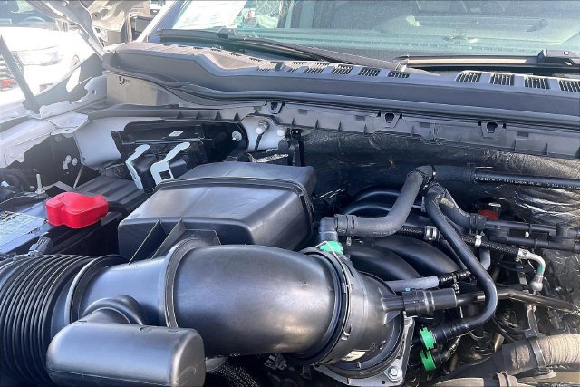 Certified 2026 Ford F350 XLT RWD image 29