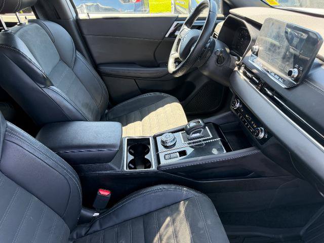 Used 2023 Mitsubishi Outlander SE AWD/4WD image 13