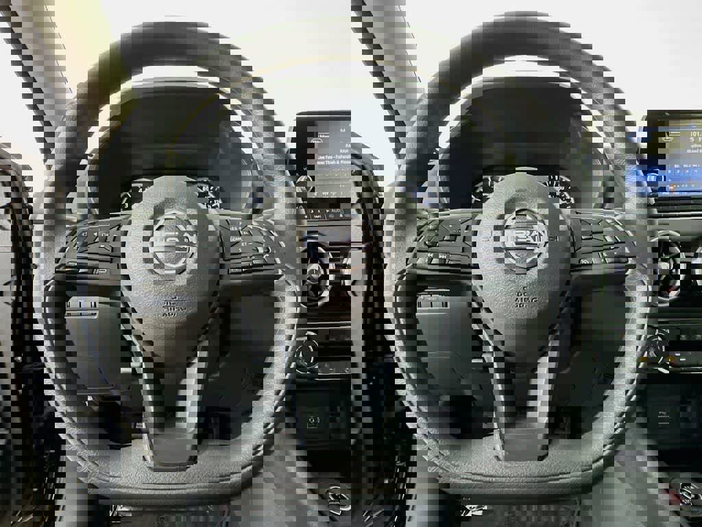 Used 2024 Nissan Sentra S image 17