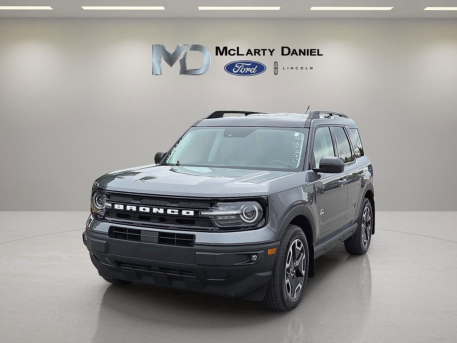 Certified 2021 Ford Bronco Sport Outer Banks AWD/4WD image 2