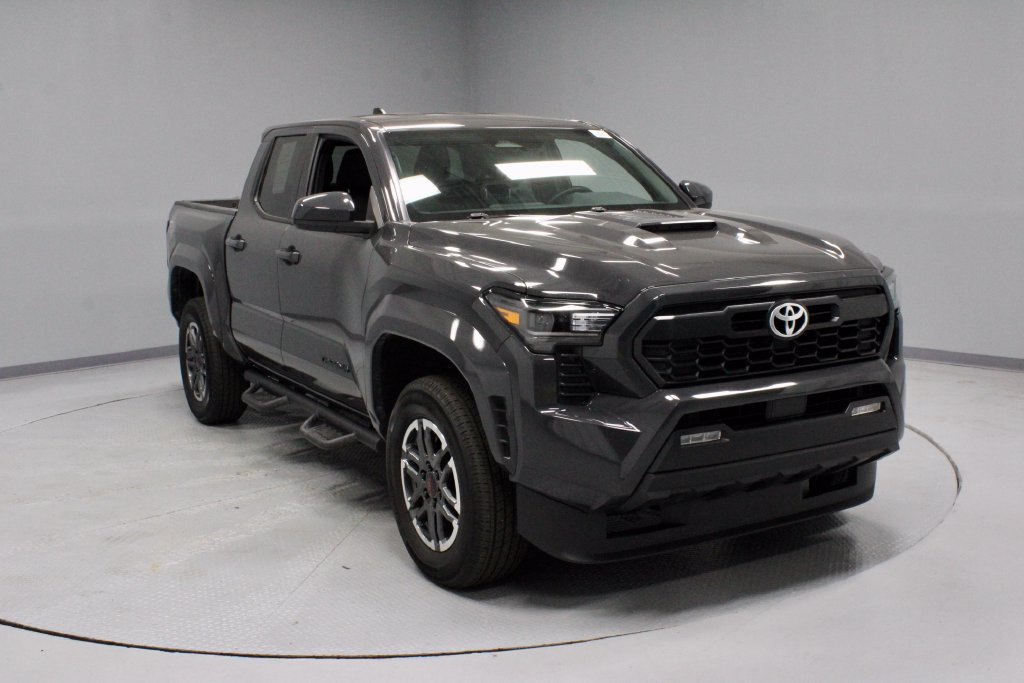 Used 2025 Toyota Tacoma TRD Sport