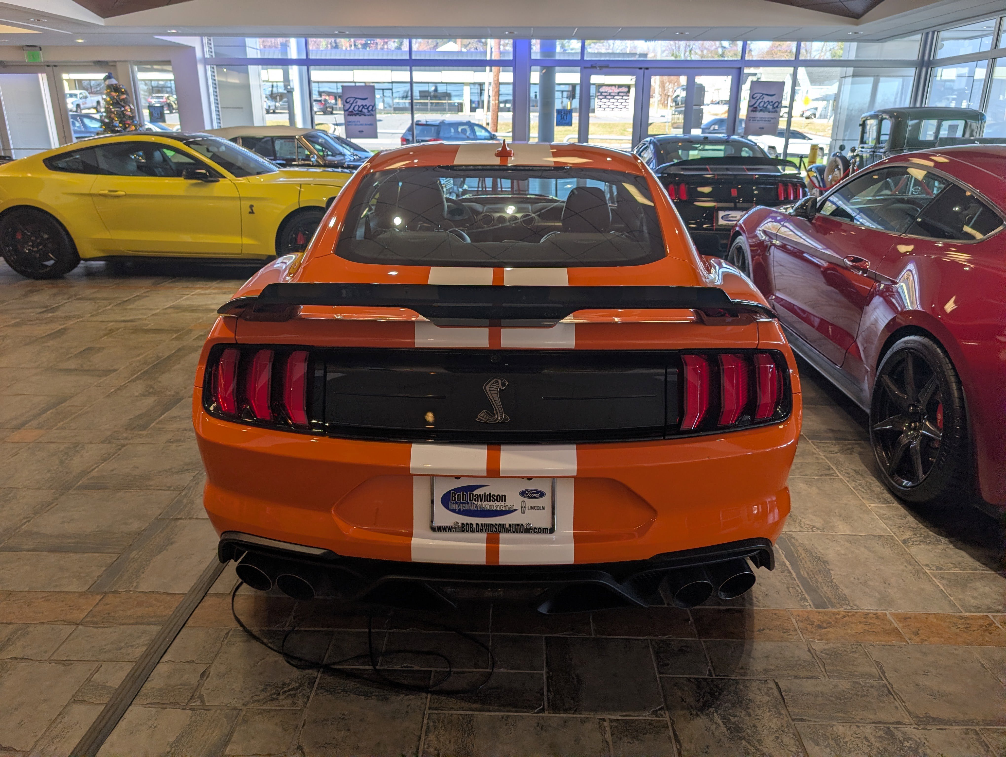 Certified 2020 Ford Mustang Shelby GT500 w/ Technology Package image 6