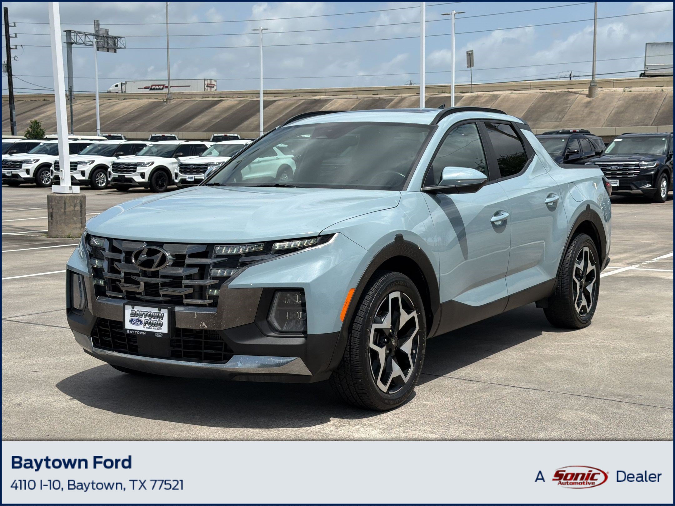 Used 2023 Hyundai Santa Cruz Limited AWD/4WD image 1