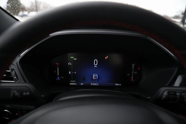 Certified 2025 Ford Escape ST-Line Elite w/ Tech Pack #1 image 38