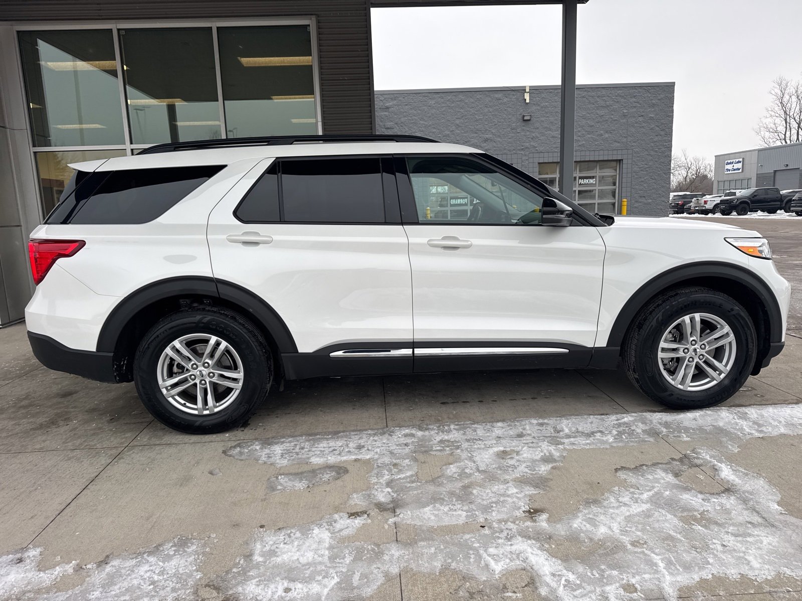 Certified 2023 Ford Explorer XLT w/ Equipment Group 202A image 9