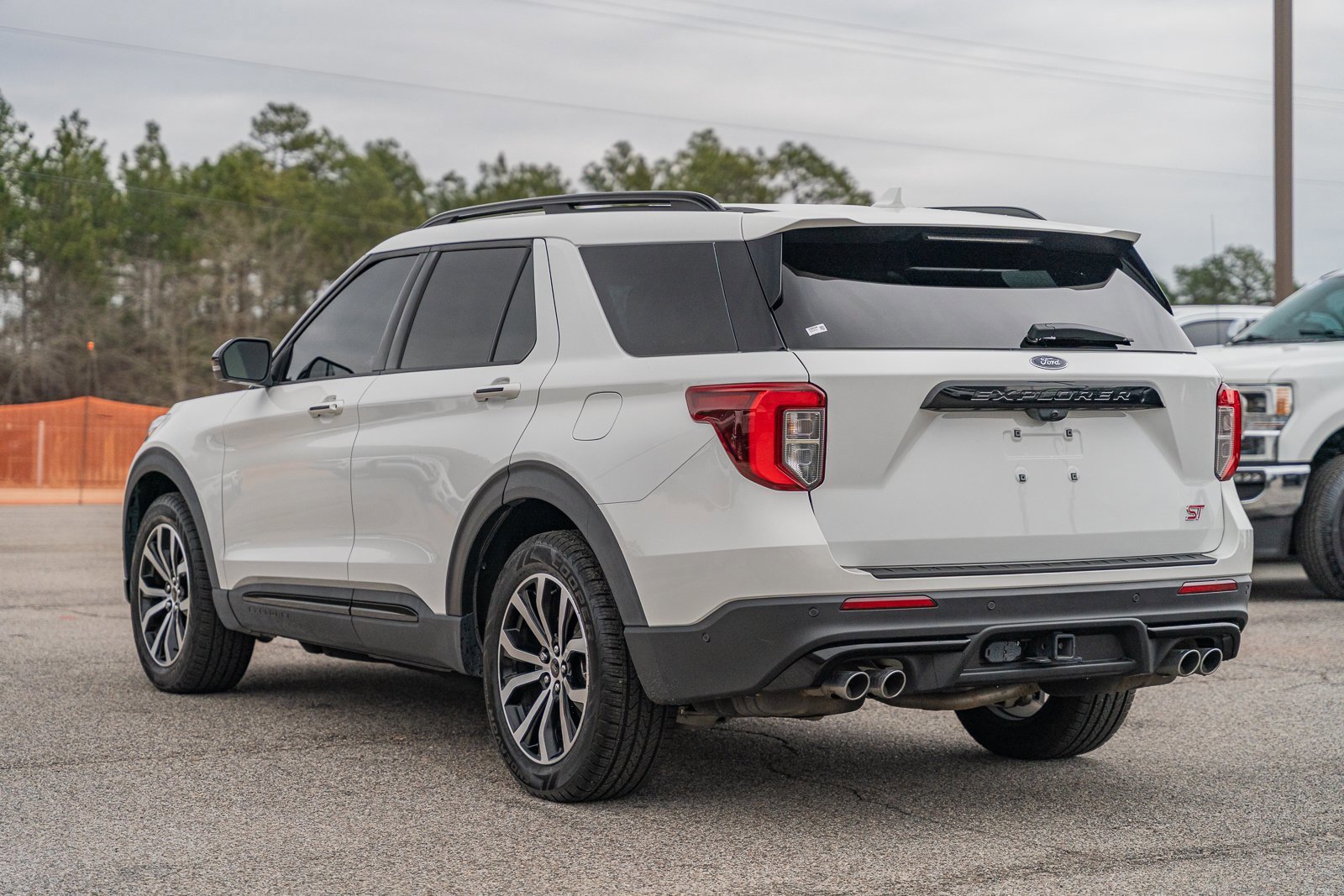 Certified 2020 Ford Explorer ST w/ Premium Technology Package image 4