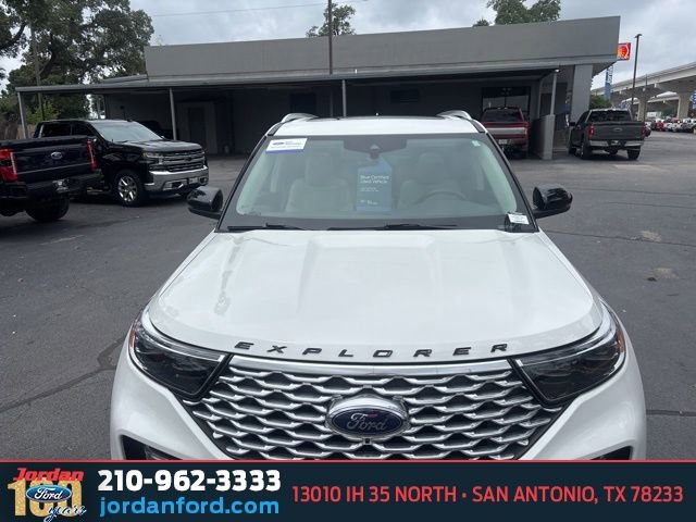 Certified 2023 Ford Explorer Platinum w/ Premium Technology Package AWD/4WD image 2