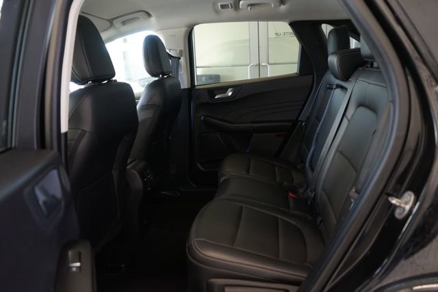 Certified 2021 Ford Escape Titanium image 21