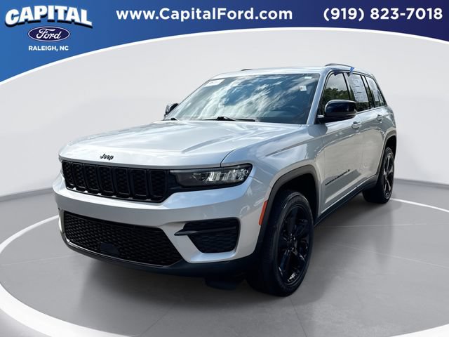 Used 2022 Jeep Grand Cherokee Altitude