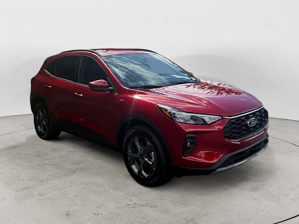 Certified 2025 Ford Escape ST-Line Select AWD/4WD image 3