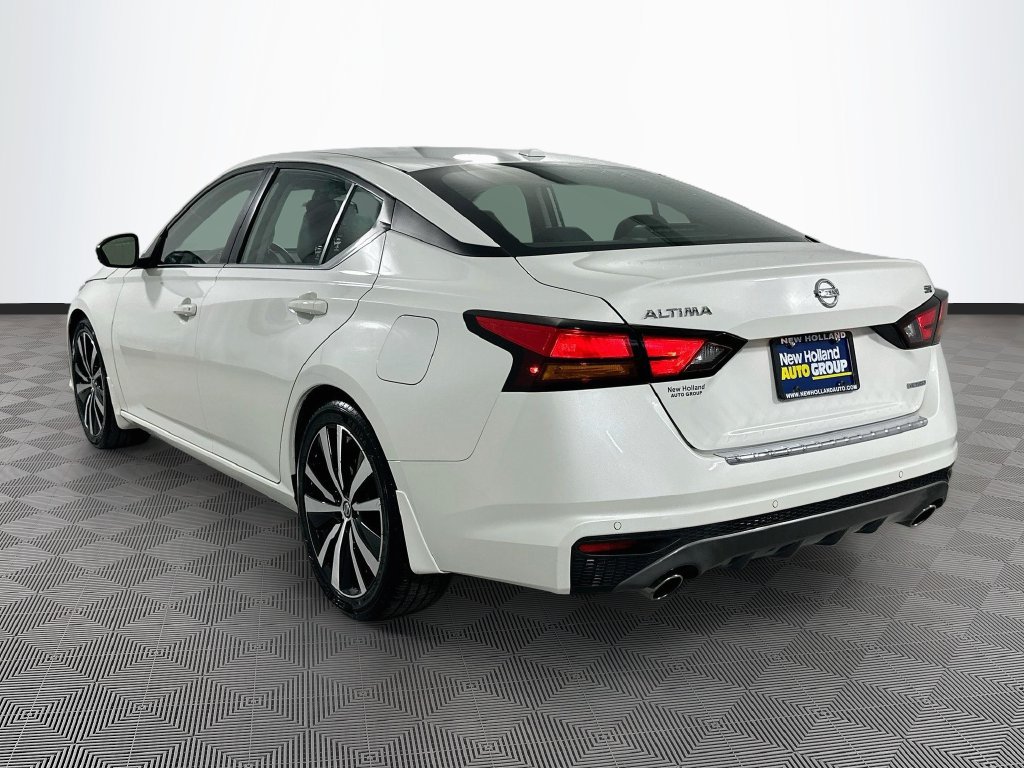 Used 2022 Nissan Altima 2.0 SR FWD image 8