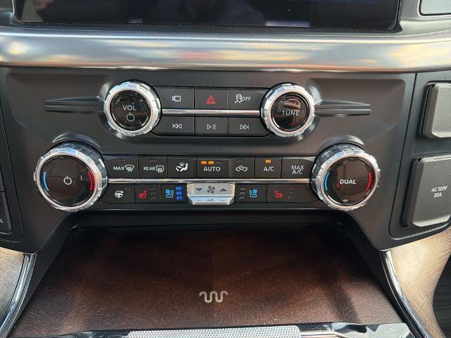 Certified 2025 Ford F150 King Ranch AWD/4WD image 33