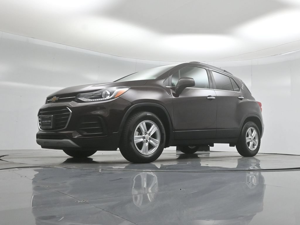 Used 2020 Chevrolet Trax LT w/ LT Convenience Package FWD image 40