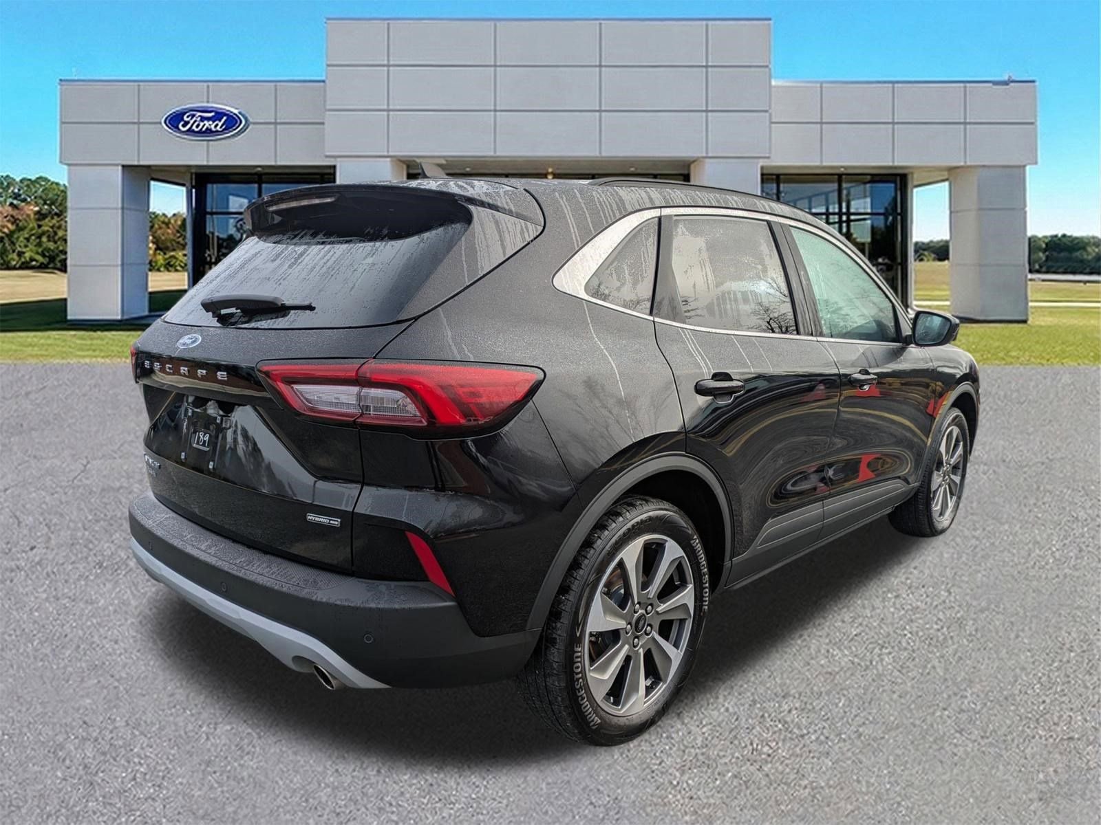 Certified 2025 Ford Escape Platinum image 5