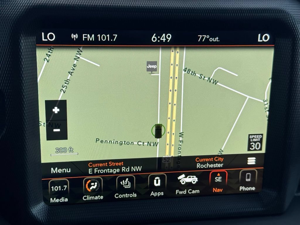 Used 2021 Jeep Wrangler Unlimited Sahara AWD/4WD image 3