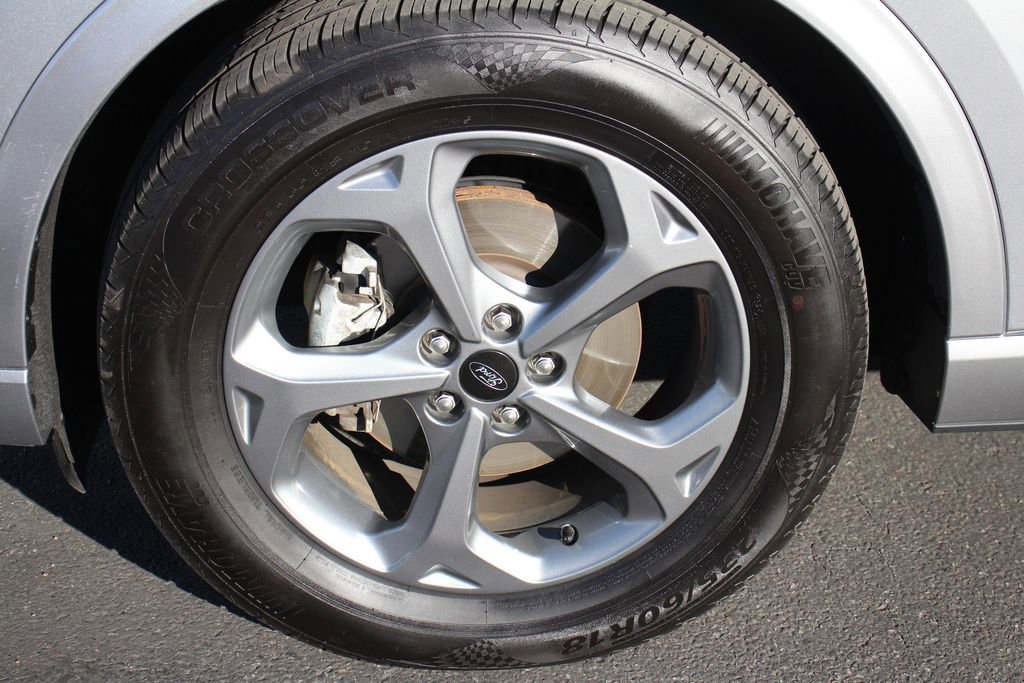 Certified 2023 Ford Escape ST-Line image 14