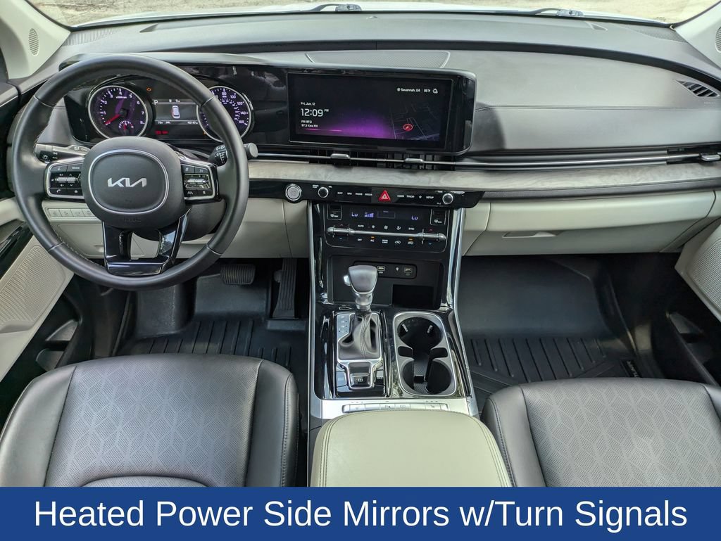 Used 2024 Kia Carnival EX FWD image 17