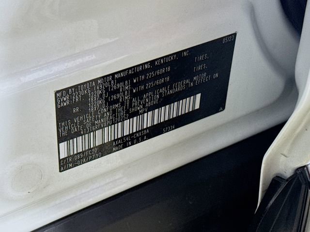 Used 2023 Toyota RAV4 SE image 37