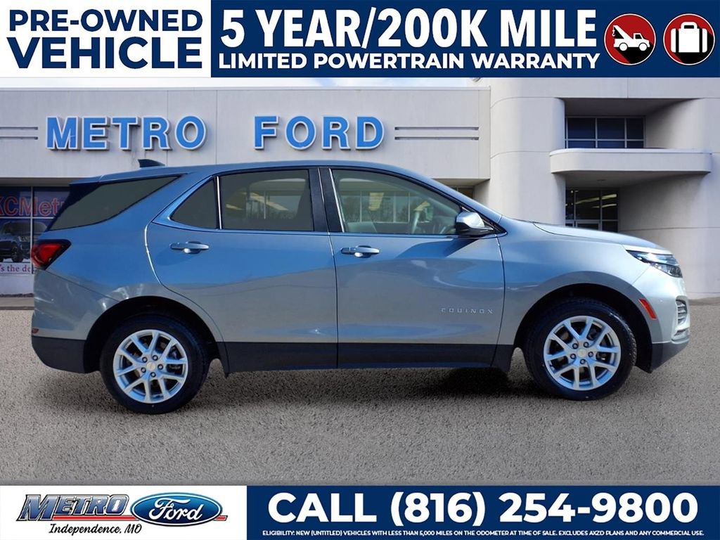 Used 2023 Chevrolet Equinox LT FWD image 2