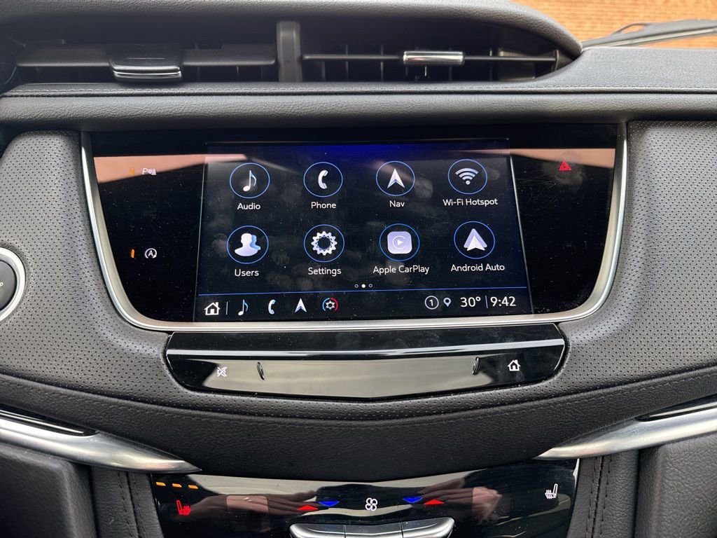 Used 2025 Cadillac XT5 Premium Luxury image 11