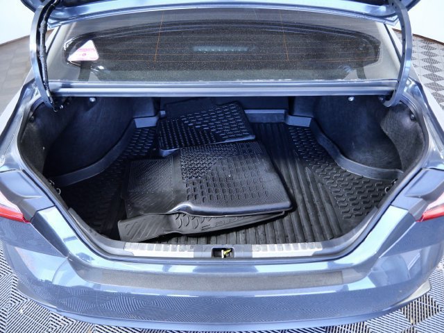 Used 2025 Toyota Camry SE w/ Multimedia Upgrade Package AWD/4WD image 7