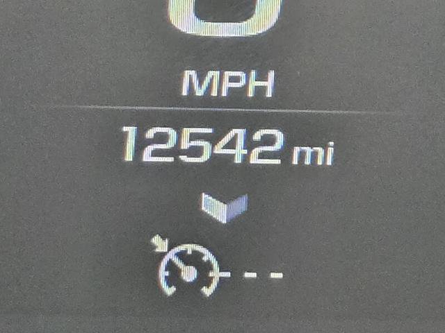 Used 2017 Chevrolet Camaro LT RWD image 32