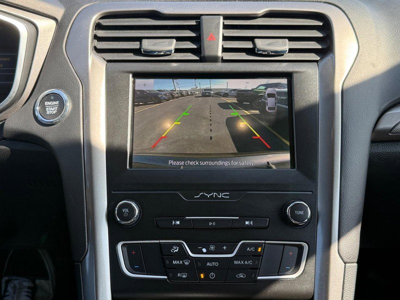 Certified 2019 Ford Fusion SE FWD image 20