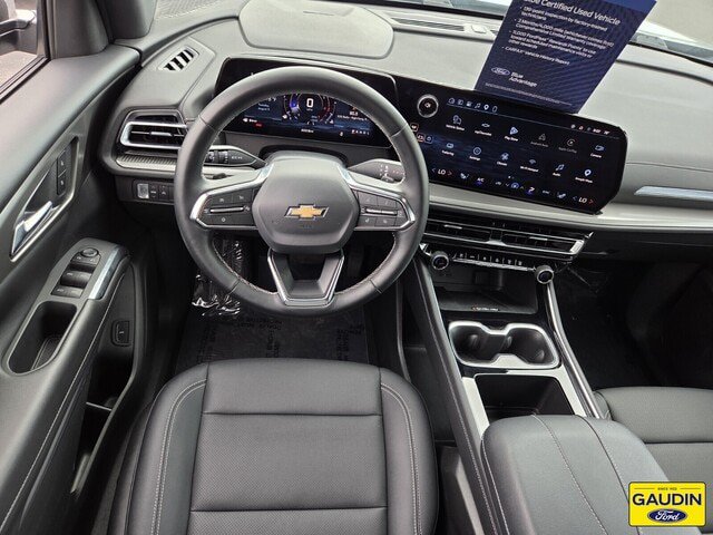 Used 2026 Chevrolet Traverse LT FWD image 13