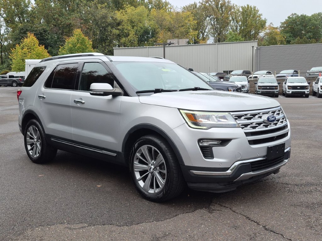 Certified 2018 Ford Explorer Limited AWD/4WD image 16