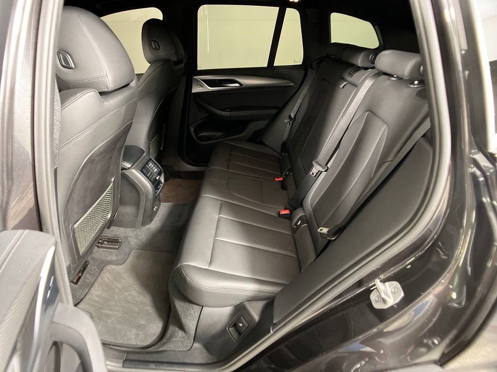 Used 2021 BMW X3 M40i w/ Parking Assistance Package image 32